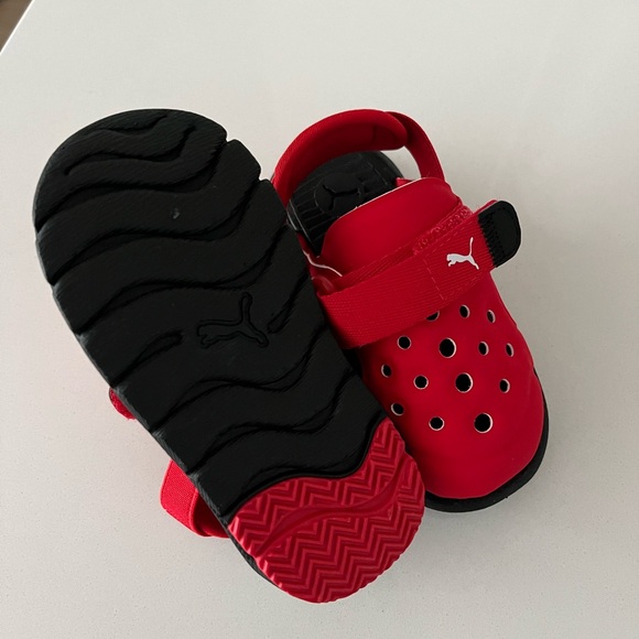 Pumas sandal toddler size 5c - Picture 2 of 4